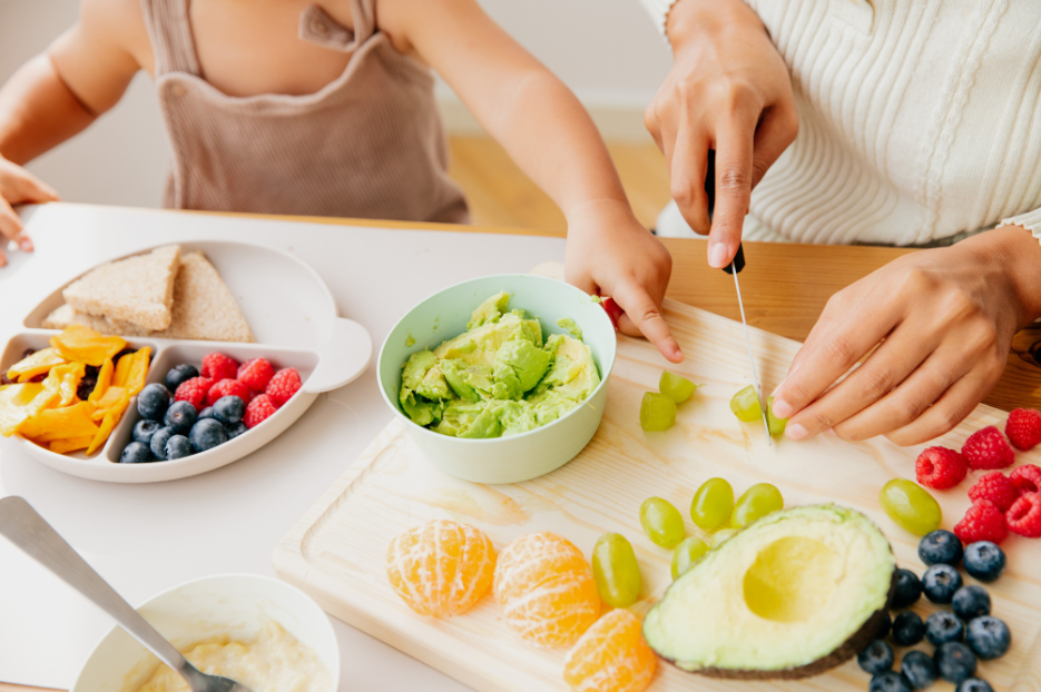 Diversification alimentaire repas crèche 