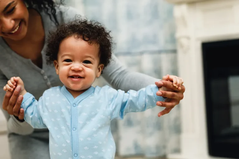 Comment accompagner la période de familiarisation en crèche ?