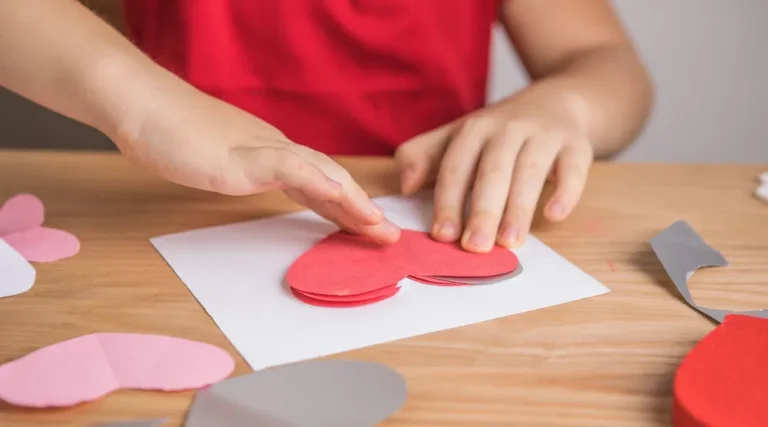 Des cartes de vœux faites maison pour les fêtes de fin d’année