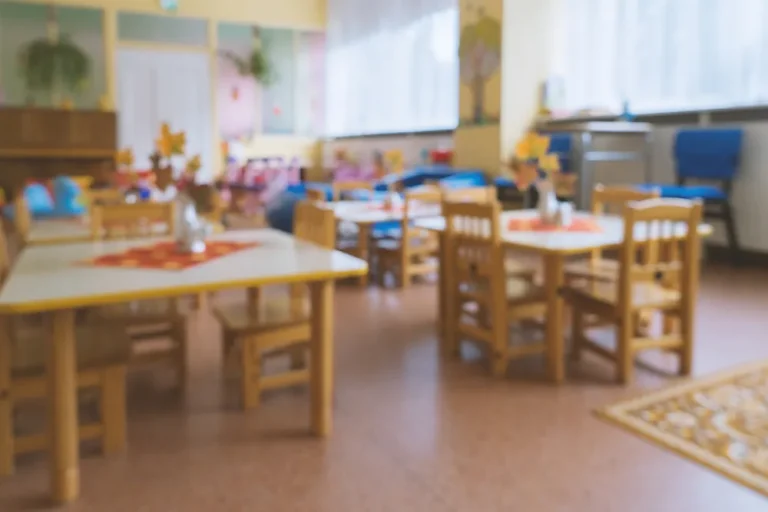 Quand faire la démarche pour inscrire son futur bébé à la crèche ?